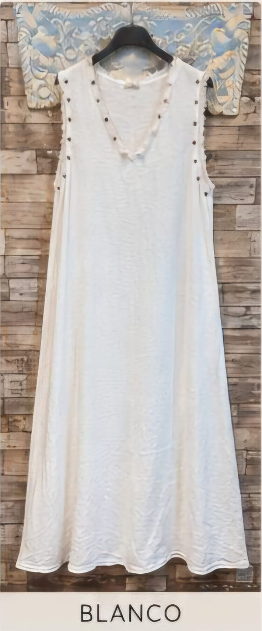 Vestido Largo con Tachuelas